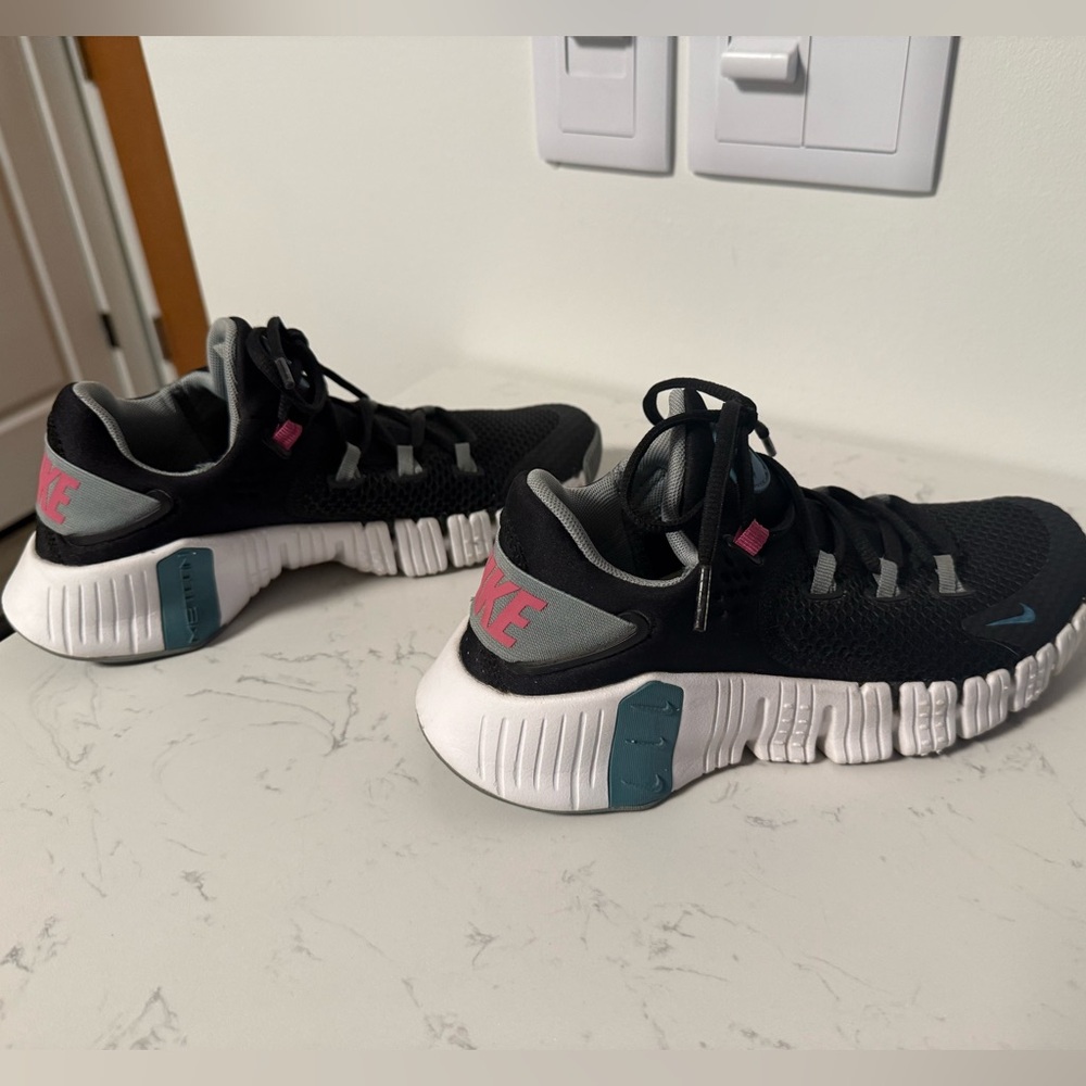 Nike Metcon Black and Pink Sneakers